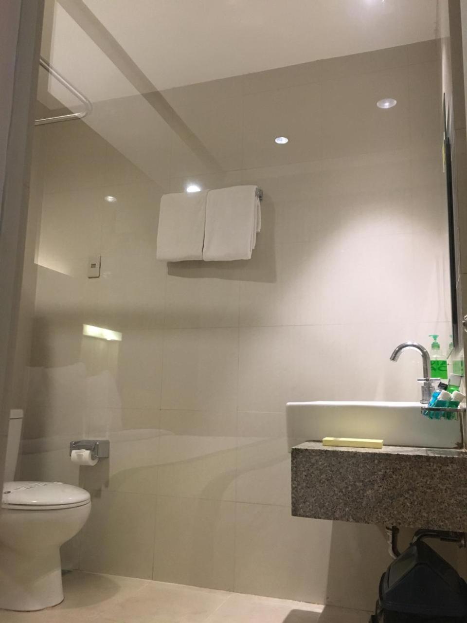 Hotel Wisata Niaga Purwokerto Ngoại thất bức ảnh