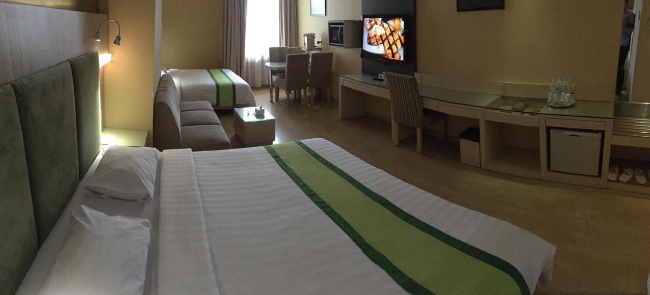 Hotel Wisata Niaga Purwokerto Ngoại thất bức ảnh