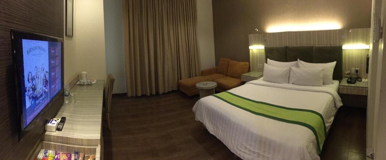Hotel Wisata Niaga Purwokerto Ngoại thất bức ảnh
